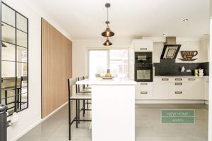 Photo 13- click for photo gallery